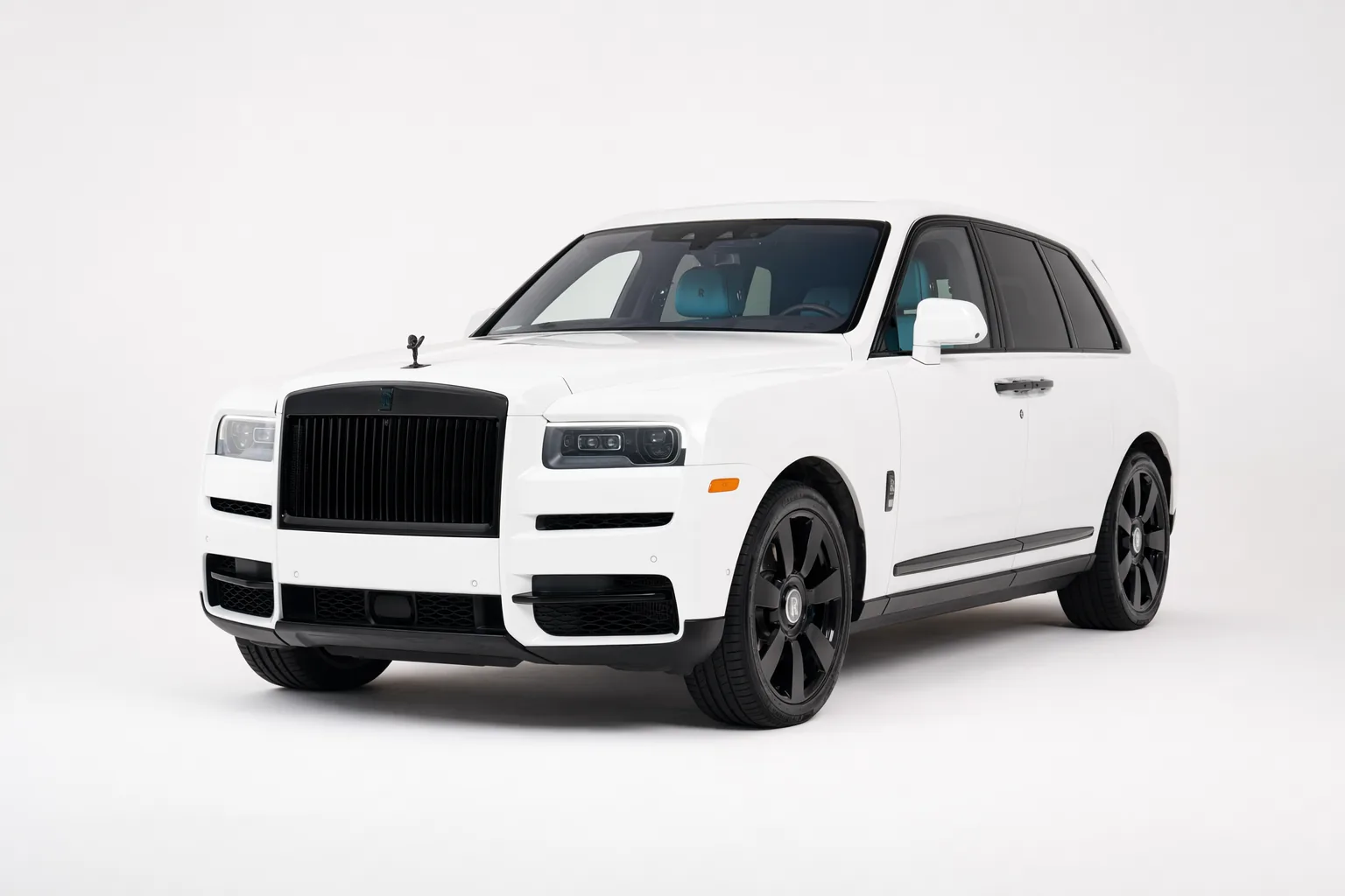 Rolls-Royce Cullinan White exotic car rental in Los Angeles